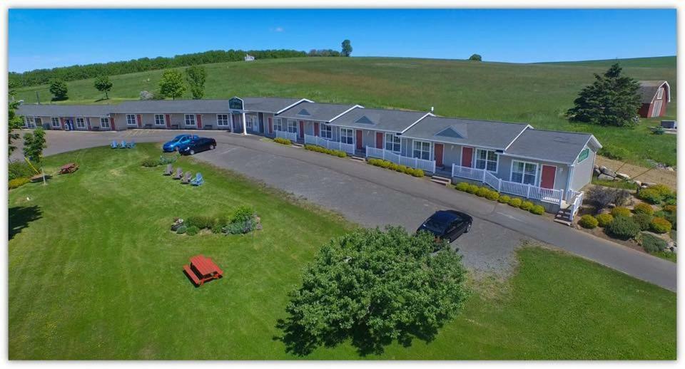 Grand pré Evangeline Inn & Motel المظهر الخارجي الصورة